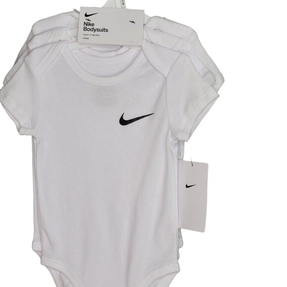 Adorable White Nike 3-Piece Onesie Set | Sizes 12 Months - Picture 11 of 12